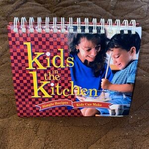 Kids in the Kitchen Recipe Book